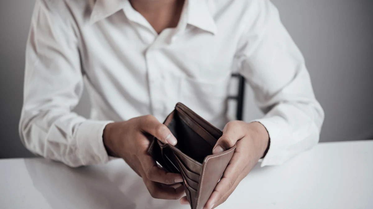 НСИ отчете 1914 евро средно в София, докато в Кюстендил