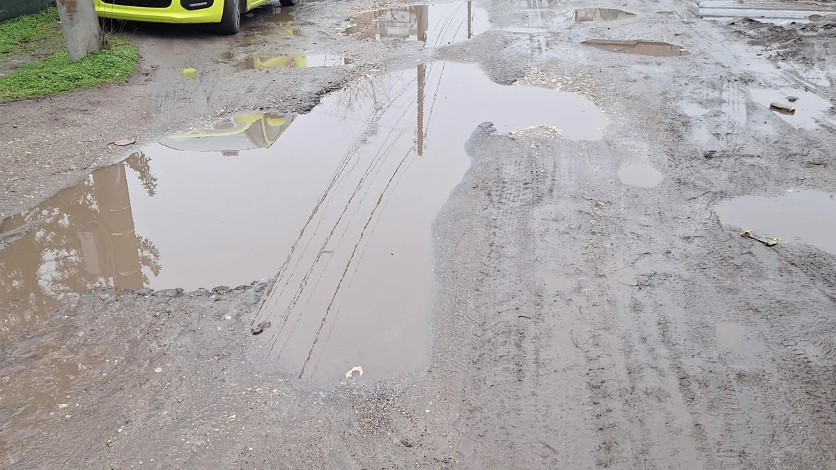 Граждани описват квартал Родина 3 като бойно поле след 15