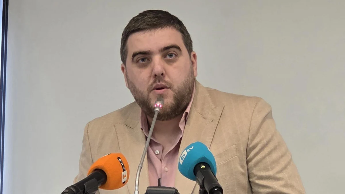 Вицепрезидентът на КНСБ предлага прогресивно опрощаване на дългове при раждане