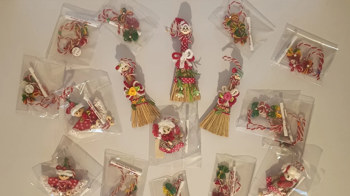 Ръчно изработени мартеници ще се предлагат пред хотел Дунав“ в