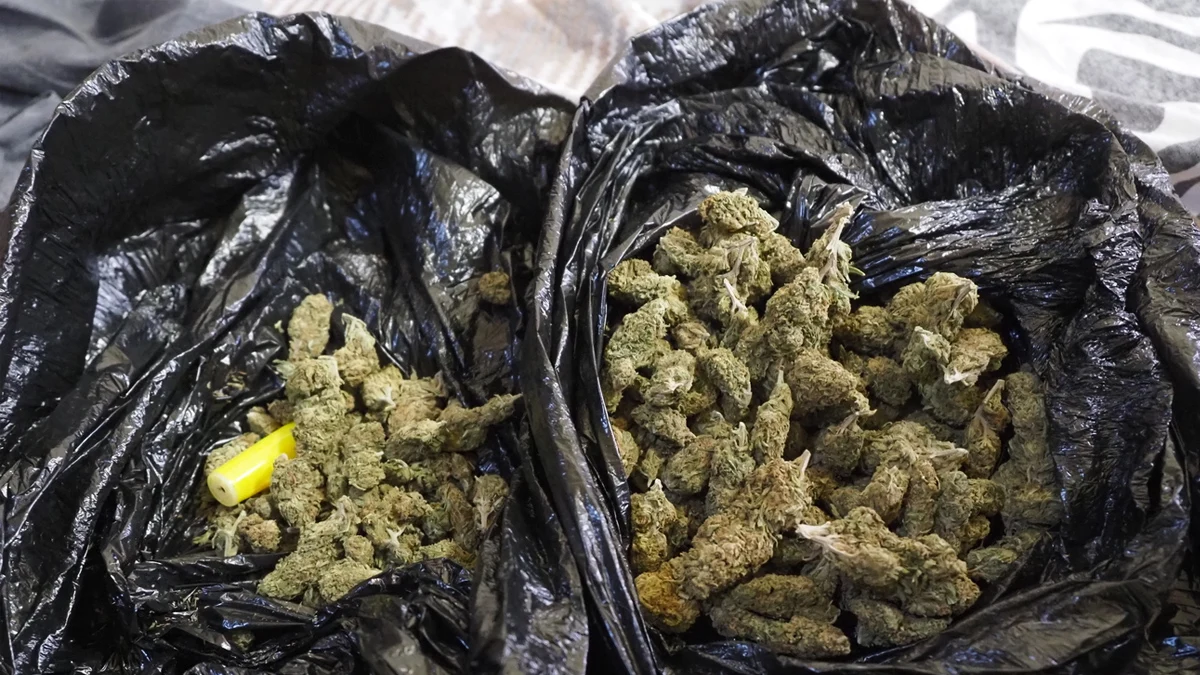 Четирима са в ареста след полицейската операция, иззеха над килограм