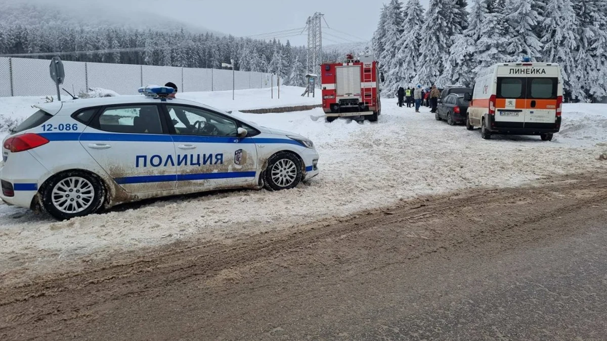 Преписката за паравоенна дейност и блудство е прехвърляна между три