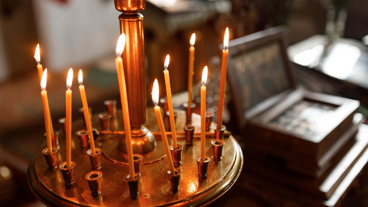 Църквата празнува Сретение, а народът финализира Вълчите празнициБългарската православна църква