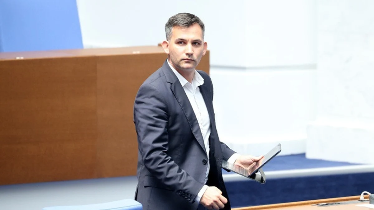 Ще имате ли смелостта да дойдете пред съгражданите ни, попита