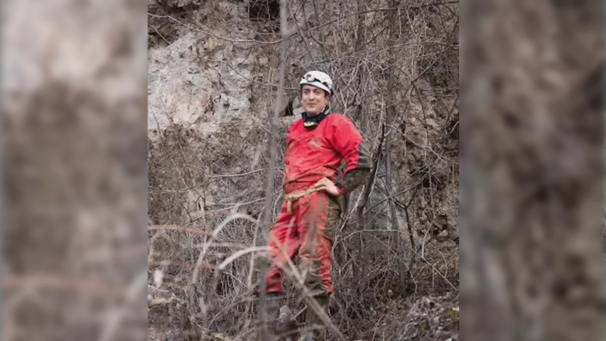 Бившият шеф на ГДБОП отрича да е знаел за въоръжената