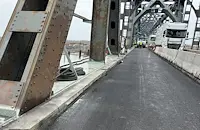 Асфалтират затворения участък на Дунав мост