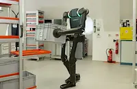 "Renault" пуска 350 робота без глави в заводите си