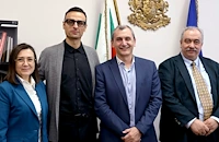 Димитър Бербатов предлага мобилни лекарски кабинети за децата