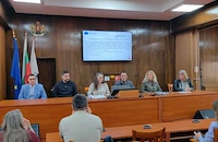 Вдигат нов корпус на Доходното здание