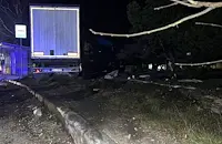 Пиян шофьор вряза камион във фирмен двор в Каспичан