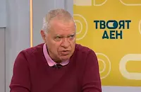 Михаил Константинов: Протестите искаха едно, но докараха Радев