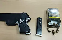 Митничари осуетиха контрабанда на боен пистолет на "Капитан Андреево"