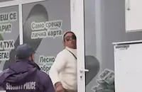 Задържаха жената на Киро Японеца след агресия към журналисти