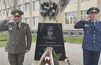 Ветово почете военния летец Велико Пенчев