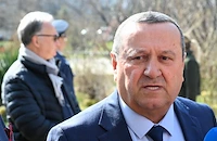 Сигнали за политическо изнудване заляха социалното министерство