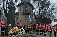 Русе сведе глава пред паметта на Баба Тонка