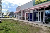 Озеленяват с лирови дървета новия пазар в "Чародейка"