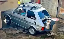 Кубинец подкара стар "Фиат" на дървени въглища