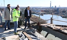 Спешен ремонт спира движението по "Дунав мост"