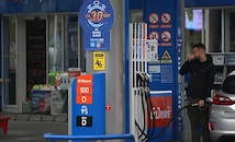 Малките бензиностанции остават без резерви от горива