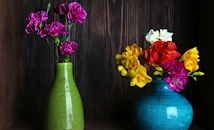 Цветните вази се завръщат на мода