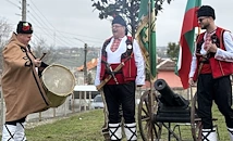 Черешовото топче гръмна за празника в квартал "Долапите"