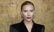 Скарлет Йохансон се появи без грим в Ню Йорк