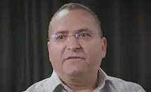 Търговци на коли крият печалби чрез фиктивни договори