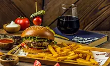 Ултрапреработените меса и газираните напитки увреждат мозъка