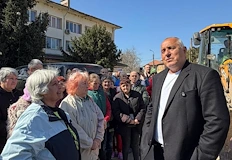 Лидерът на ГЕРБ инспектира малките общини в РусенскоЛидерът на ГЕРББойко