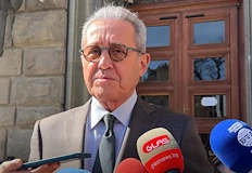 Над 850 000 възрастни очакват по 55 евро преди вотаПарламентарната