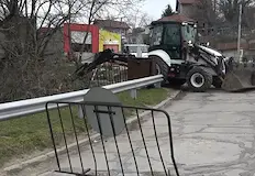 Светофарът ще пуска автомобилите само в едното платноСлед петмесечно прекъсване
