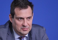 Блокадата на Ормузкия проток парализира добива в Близкия изтокВойната в