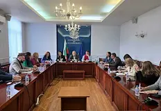 Учениците ще учат за хранене физическа активност и психично здравеСлужебното