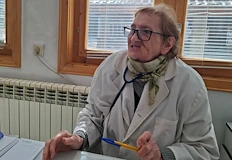 Д р Дарина Димитрова преглежда денонощноОсемдесет и осем годишната Дарина Димитрова
