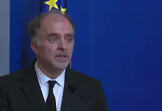 Училищата отбелязват годишнината с присъствен неучебен денСлужебното правителство одобри финансиране