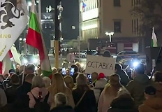 Възраждане блокира Министерския съвет с искане за незабавното им изтеглянеПрисъствието