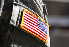 Хиляди американски военни се прехвърлят в Близкия изток на фона
