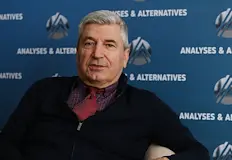 Бившият дипломат разби илюзиите на депутата за отмяна на санкциите