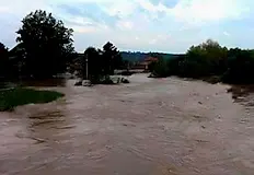 Властите имат готовност за евакуация на хоратаРека Черни Лом излезе