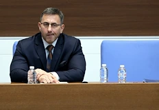 Блокадата на Ормузкия проток бави априлските доставкиДо края на март