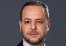 Бившият министър спасява Антикорупционен блок от негативитеБившият министър на околната