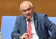 Димитър Главчев закри 14 щатни бройки за оптимизация на институциятаС