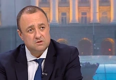 Бившият регионален министър отхвърли обвиненията за скрити индексации на договорите