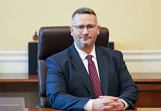 Държавата договаря по евтино гориво за земеделцитеДържавата започва спешни преговори с