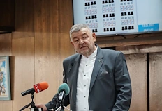 Валентин Димитров влиза в битката за парламентаОбщественият посредник на Община