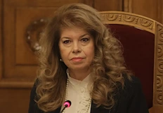 Ангелина Бонева напусна поста по здравословни причиниПрезидентът Илияна Йотова подписа