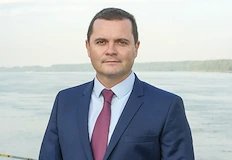 Кметът на Русе отправи емоционално послание за Деня на женатаДнес