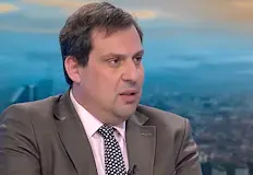 Експертът очаква нови държавни мерки за пазараЦените на горивата понасят