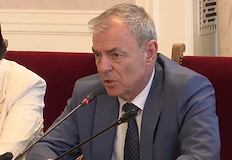 Три дирекции проверяват училището което нашумя покрай случая Петрохан Служебният министър